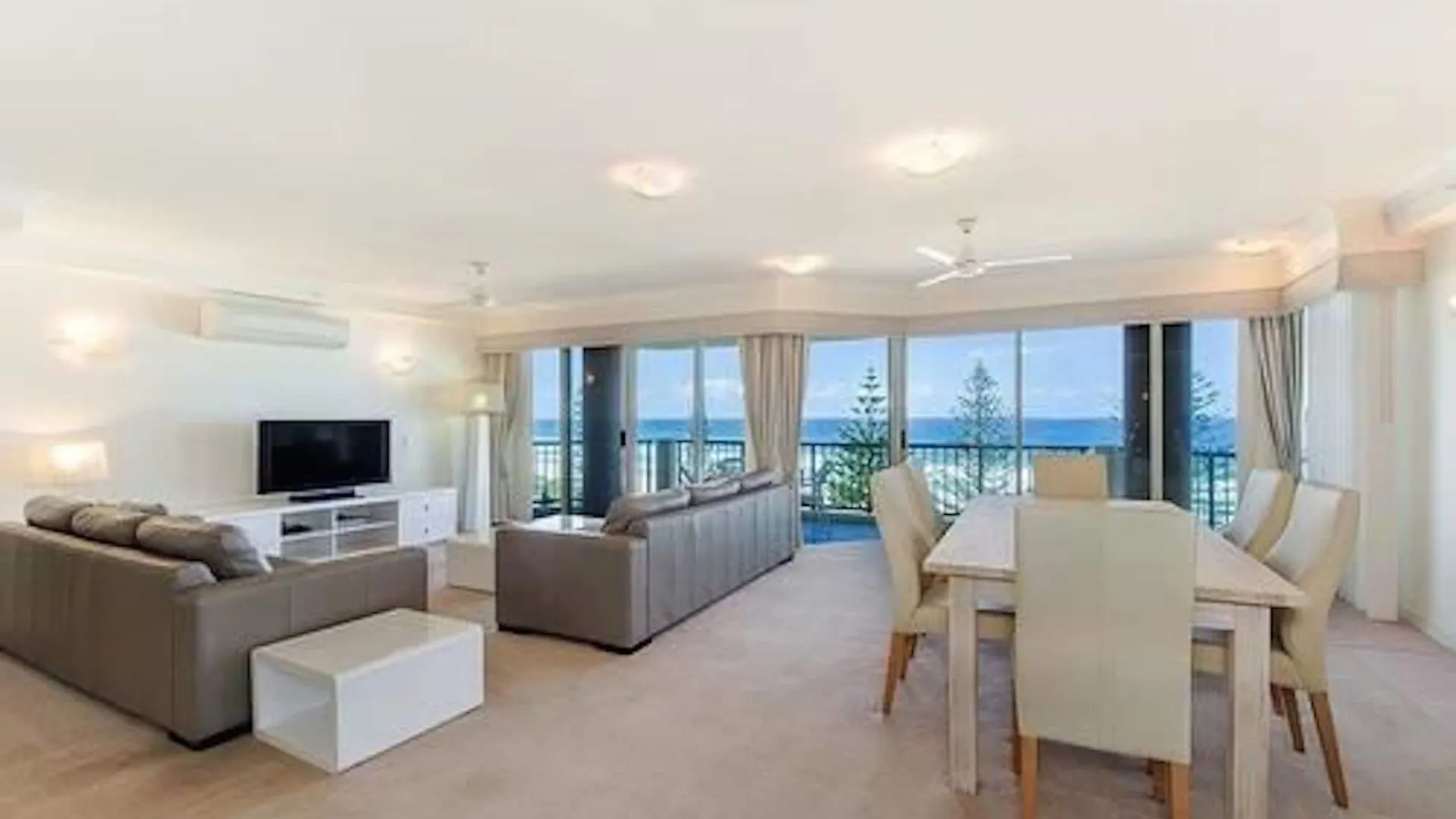 Oceana On Broadbeach Aparthotel