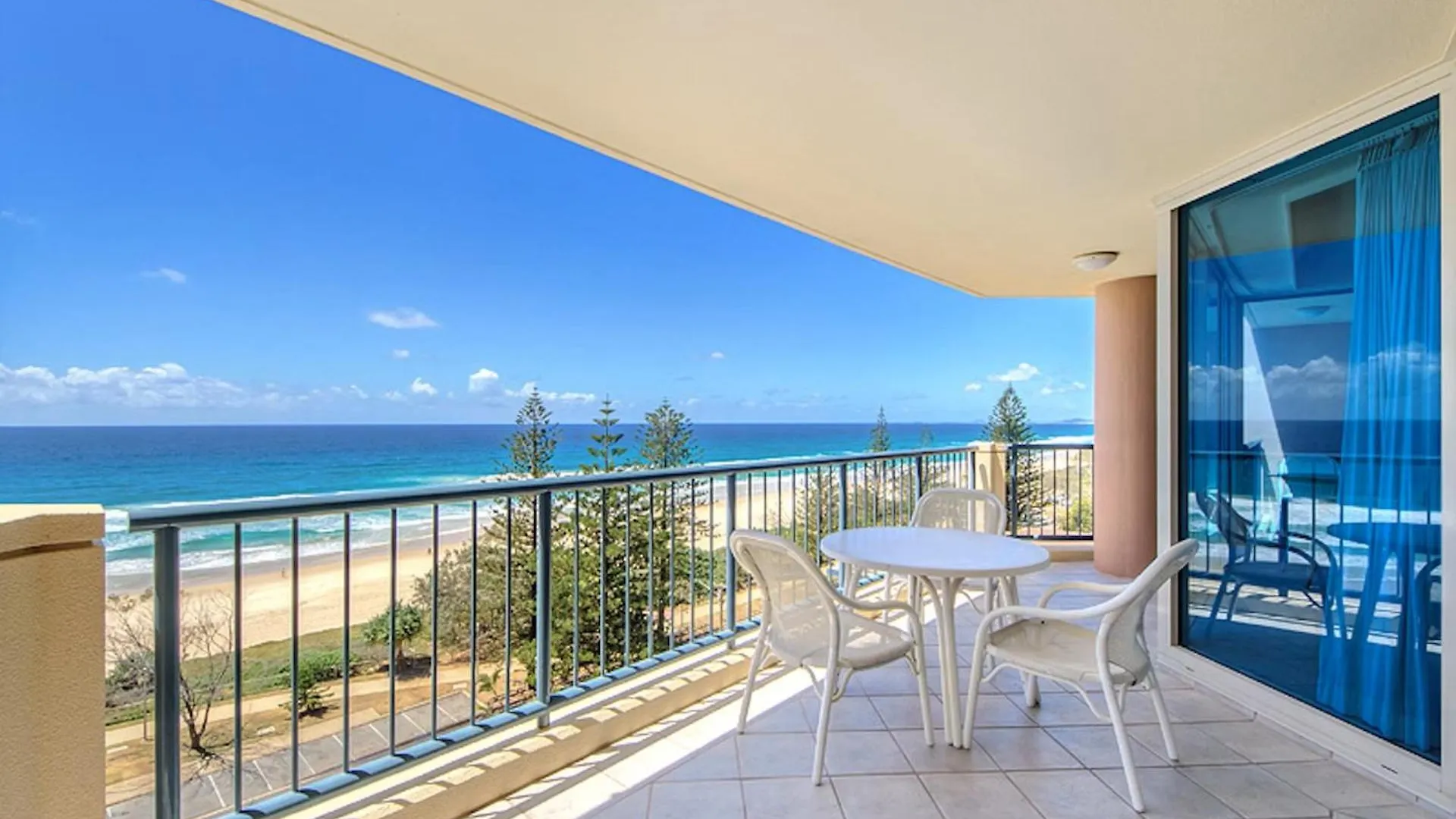 **** Aparthotel Oceana On Broadbeach Austrálie