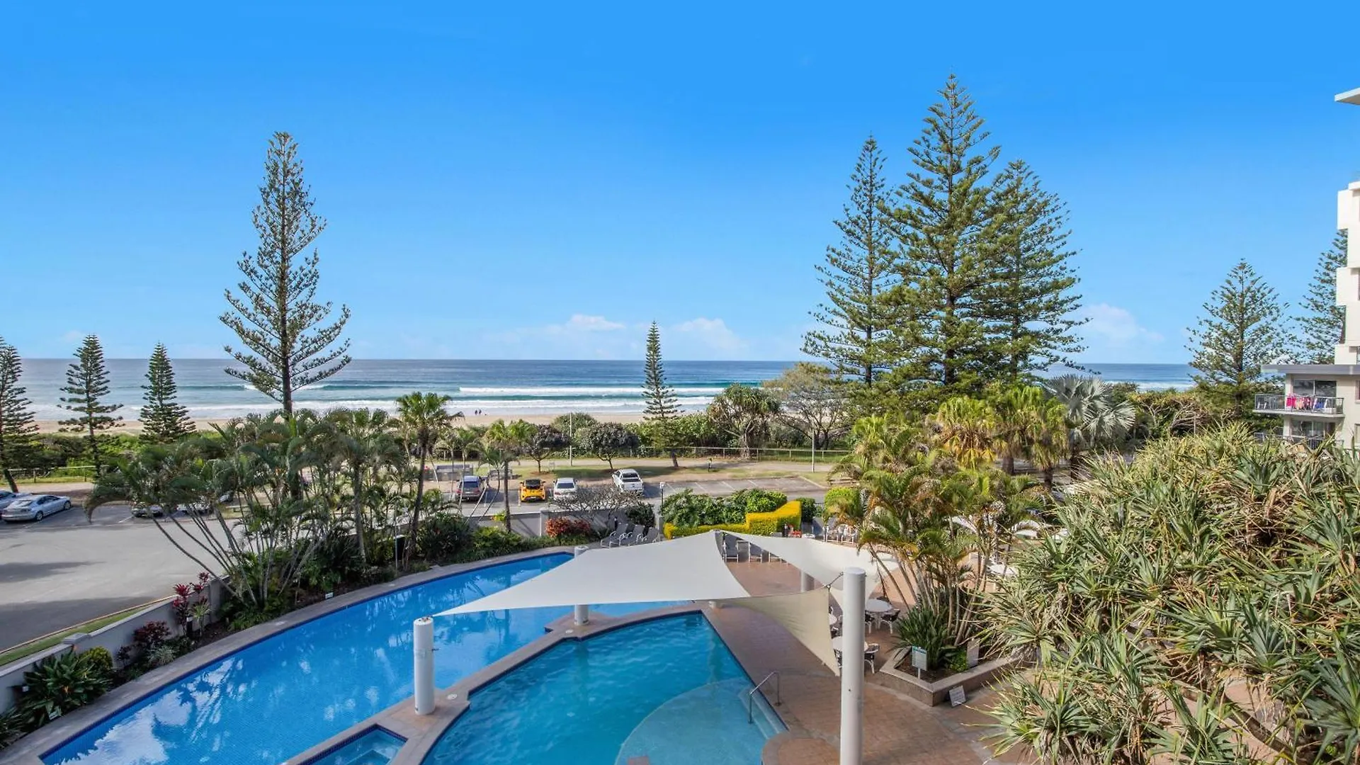 Oceana On Broadbeach 4*,
